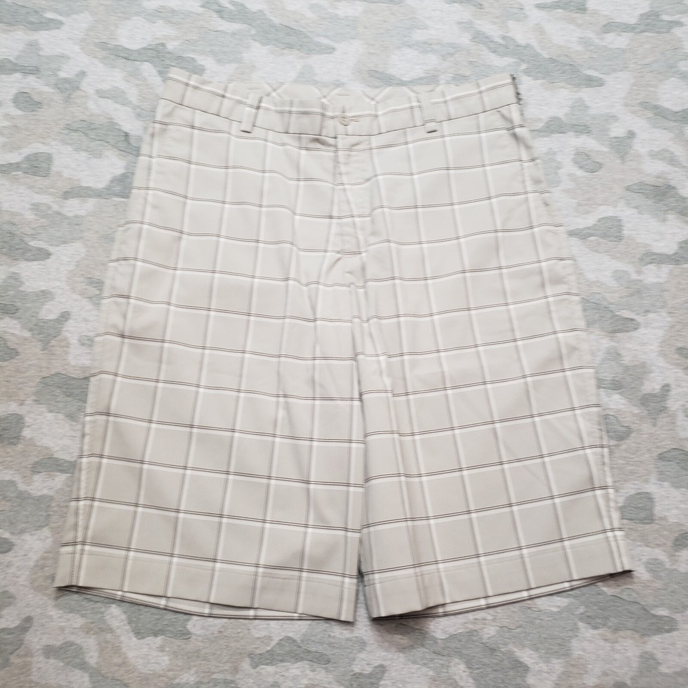 Nike Shorts Mens 32 Gray Plaid Pockets Flat Front Casual‎ Bermuda